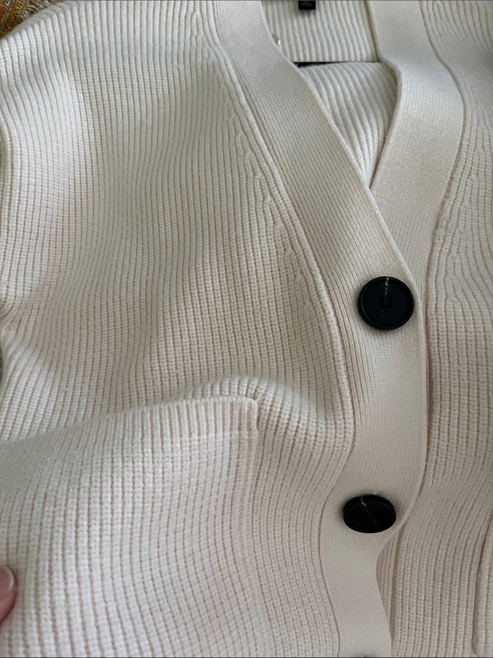 TRUTH by Republic Cream Ribbed Button Cardigan with Front Pockets Size Small - Picture 7 of 8